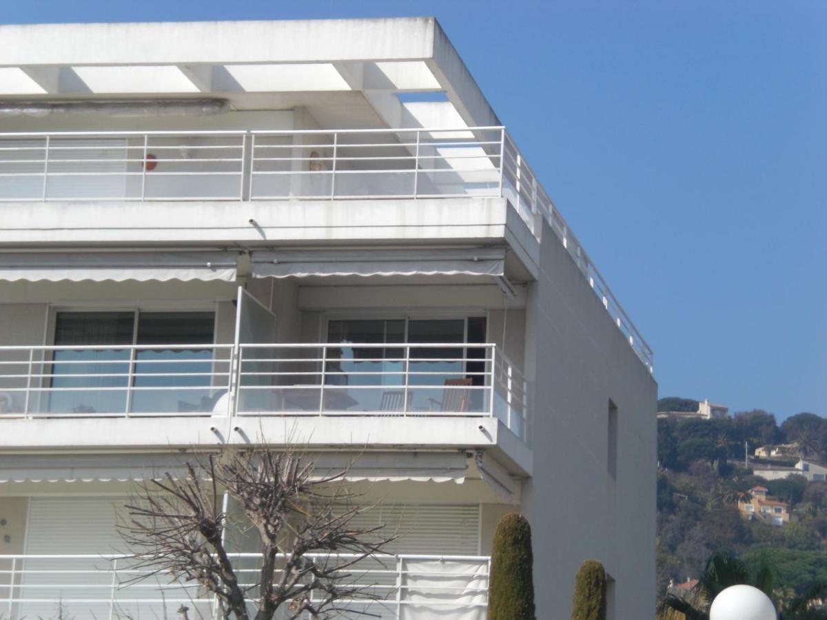 Residence Avec Piscine, Plage A 100 M, Cannes Et Juan Les Pins A 5 Min, Wifi ゴルフ・ジュアン エクステリア 写真