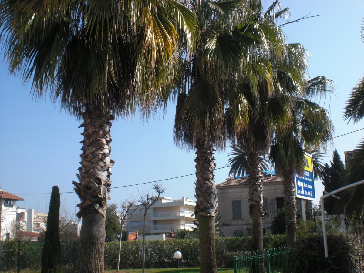 Residence Avec Piscine, Plage A 100 M, Cannes Et Juan Les Pins A 5 Min, Wifi ゴルフ・ジュアン エクステリア 写真